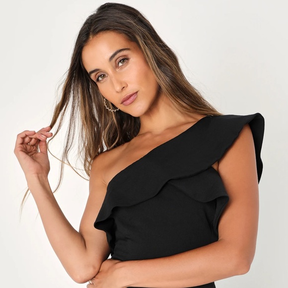 NWT! Lulu’s One-Shoulder Romper XXS - Picture 2 of 6